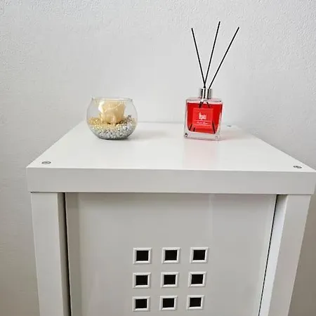 Casa Silenziosa Con Terrazza