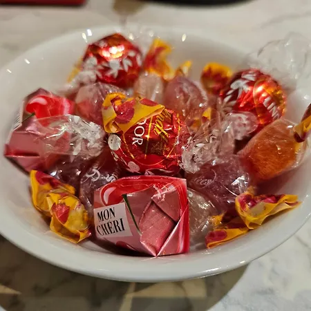 Casa Silenziosa Con Terrazza